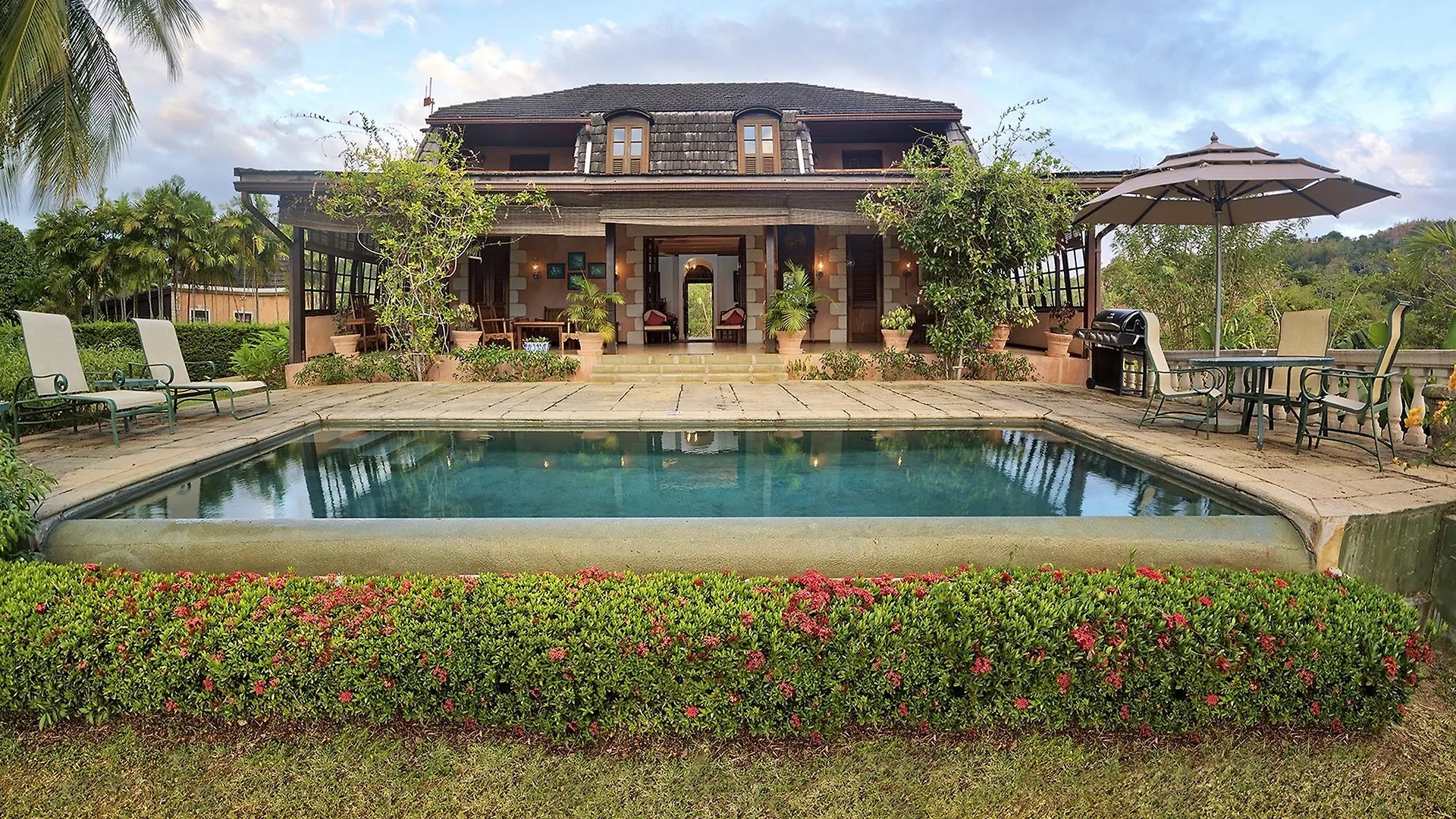 Stonehaven Villas Black Rock